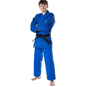 Personnalisé vente en gros fabriqué en usine 100% coton fabricants judo karaté uniformes costumes arts martiaux porter à vendre - Product Image 1