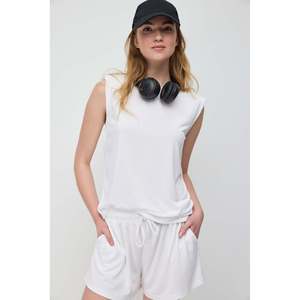 Camiseta Casual sin Mangas Vatka 100% Modal Corte Regular - Product Image 1