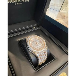 Premium Iced Out Men Diamond Watch Reloj Blinged Out con piedras CZ completas Elegante cronógrafo Look & Gift-Ready Box - Product Image 2