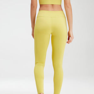 Conjuntos de Sujetadores Deportivos Personalizados de Alta Calidad, Secado Rápido, Soporte Medio, Transpirables, con Frente Acanalado y Forro de Spandex, Ropa Deportiva para Gimnasio y Fitness - Product Image 6