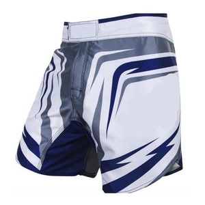 Shorts de combat et de boxe MMA sublimés de qualité supérieure Créez votre propre short MMA à impression personnalisée pour hommes. - Product Image 5