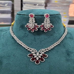 Hermoso Juego de Diamantes Americanos de Primera Calidad, Collar con Aretes, Perfecto para Fiestas, Conjunto de Lujo para Uso Diario - Product Image 1