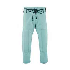 Uniforme de karate de estilo tradicional para práctica auténtica, disciplina estructurada y cultura marcial profunda - Product Image 4