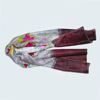 Nouveau design – Foulard carré en soie pour femme – Motif géométrique style vintage – Taille et couleur personnalisables – Tissu satiné de haute qualité BELLE