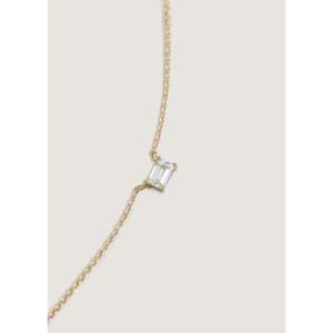 Collier flottant en or blanc solitaire avec diamant taille émeraude, perle d'eau douce plaquée rhodium, saphir, zircon, moissanite - Product Image 5