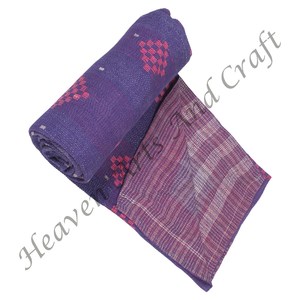 ผ้าคลุมเตียงผ้าฝ้ายพิมพ์ลายด้วยมือแบบอินเดีย ผ้าห่มผ้าซารีเก่าแบบสองด้านเย็บมืออย่างดี งานปะติดปะต่อหนา 3 ถึง 5 ชั้น - Product Image 6