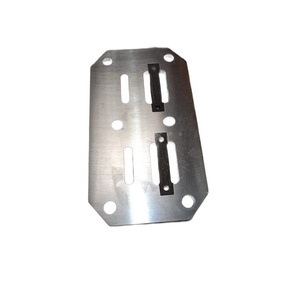 Daac100C Rif. 702437 Compatibile N. Piastra a 7 Valvole, Prodotto di Alta Qualità nella Categoria dei Corpi Valvola - Product Image 1