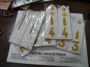 Écusson de broderie avec logo personnalisé Épaulettes d'épaule en coton/nylon/polyester Combinaison de travail uniforme Équipement de défense personnelle - Product Image 4