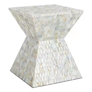 Tabouret en incrustation de nacre fabriqué à la main avec détails complexes Meubles élégants et durables Parfait pour le salon Chambre à coucher - Product Image 5