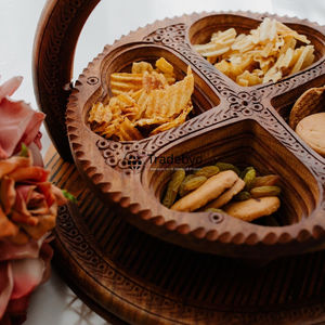 Panier à fruits secs en bois artisanal, panier de service pour collations en bois naturel pour la décoration de la maison Tradebyd - Product Image 3