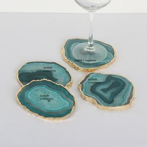 Juego de posavasos de cristal de ágata verde de forma Irregular con bordes dorados Posavasos de bebida de piedra natural para Decoración de mesa y hogar de lujo - Product Image 5