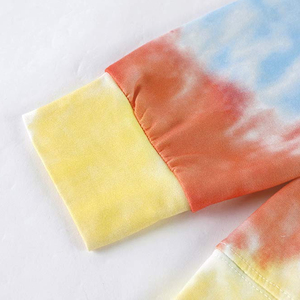 Sweat à capuche court tie-dye pour femme de haute qualité, élégant, conçu par OEM avec col à capuche et logo frontal pour l'hiver - Product Image 5