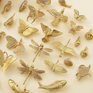 ลูกบิดทองลายผีเสื้อสำหรับตู้ลิ้นชักและประตูมือจับตกแต่งหรูหราสำหรับตกแต่งบ้านอุปกรณ์เฟอร์นิเจอร์ที่ทันสมัย - Product Image 4