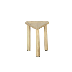 Ensemble de design traditionnel 2 tables basses gigognes en bois d'acacia sculptées triangulaires Meubles de salon Accent d'artisans élégants - Product Image 2