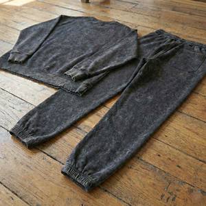 Sudadera con Capucha de Felpa de Algodón, Estilo Vintage, Corte Holgado, Dobladillo Sin Terminar, Lavado Mineral Estampado en Color Carbón Oscuro - Product Image 6