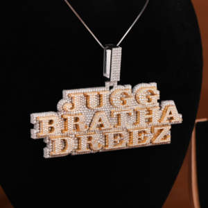 Colgante de diamante moissanita helado personalizado Collar chapado en oro de 10K para él perfecto para el uso diario - Product Image 3