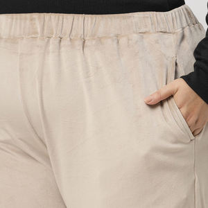 Chándal de talla grande de ropa de calle de alta calidad para damas 2025 nuevo estilo diseño personalizado chándal de mujer con cremallera - Product Image 5