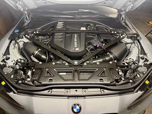 BMW M4 Coupé 2022 Usado, Transmisión Manual de 6 Velocidades, Motor Turbo de 6 Cilindros, Paquete Exterior de Carbono, Propiedad de California - Product Image 6