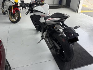 Las Mejores Motocicletas Nuevas CBR1000RR (ABS) 2025 en Stock - Product Image 5