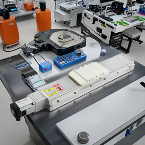 RXT120 50-1050mm Tornillo de bola Guía lineal <span class=keywords><strong>Servo</strong></span> Posicionamiento de alta precisión Maquinaria industrial Módulo lineal completamente cerrado - Product Image 3