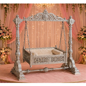 Cuna de madera con diseño de pavo real para ceremonia de bienvenida de bebés del sur de la India, cuna de madera de teca hecha a mano de lujo con diseño de pavo real, EE. UU. - Product Image 1