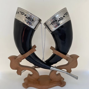 Juego de copas de vino de cuerno vikingo hecho a mano de estilo nórdico, diseño de animales pulidos, artesanías naturales, decoración del hogar, jarra de Stein para vino - Product Image 1