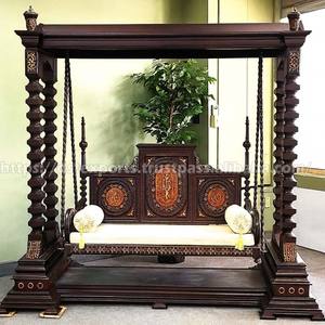 ชิงช้าไม้สักแกะสลักลายมหาราชา - งานฝีมือแบบวินเทจสั่งทำพิเศษ ถอดประกอบได้ สำหรับห้องรับแขกและห้องนั่งเล่น - Product Image 6