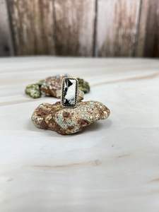 แหวนเงินสเตอร์ลิงทำด้วยมือสีขาวและสีเทอร์ควอยซ์ประดับอัญมณีสำหรับผู้หญิงเครื่องประดับแฟชั่นดีไซน์เนอร์ที่หรูหรา - Product Image 5