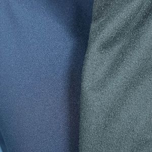 Chaquetas Ligeras de Tela Softshell con Estampado a Cuadros 100% Poliéster para Hombre, Protección y Comodidad Invernal, Diseño para Escalada y Actividades al Aire Libre - Product Image 4
