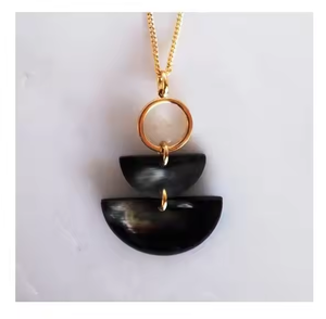 Collar hecho a mano de hueso de cuerno de búfalo con estilo de alta calidad POR CRESCENT CRAFTS - Product Image 5