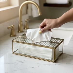 Boîte à mouchoirs en verre design avec cadre en laiton brillant, décoration nordique pour la maison, porte-mouchoirs de luxe pour l'organisation du rangement à domicile - Product Image 1
