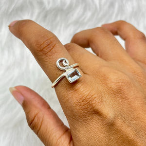 Anillo de plata de Aguamarina natural Anillo de declaración de plata de piedra preciosa de Aguamarina Anillo bohemio de plata hecho a mano para ella - Product Image 1