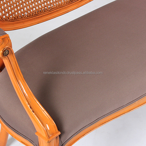 Banc de parc en bois d'extérieur n° Design minimaliste 1703 avec bois massif et rotin, adapté à divers restaurants ou autres besoins. - Product Image 3
