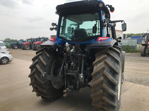 Tractor Agrícola Valtra N121 de 85HP G 135 A con Motor y Caja de Cambios - Product Image 5