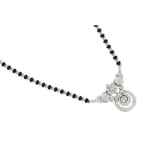 Compre una Cadena de Mangalsutra de Plata Pura con Cuentas Geométricas y Baño de Oro, un Regalo Religioso de Boda para Esposa con Diamantes y Perlas - Product Image 3