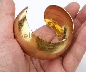 Handmade Wide Brass Cuff Bracelet Vintage Artisan <b>Jewelry</b> for Party for Wholesale Buyers or Earrings - Product Image 5
