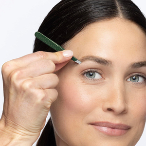 Pinzas para Cejas Personalizadas con Punta Inclinada, Color Verde Brillante, Herramientas de Manicura, Pinzas para Cejas de Belleza con Estuche de Cuero - Product Image 5