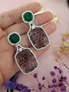 Pendientes de Lujo de Primera Calidad, Minimalistas, Perfectos para Fiestas, Ligeros, con un Hermoso Diseño, Elegantes y con Clase - Product Image 3