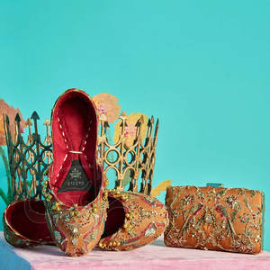 Chaussures Khussa pour femmes, en velours antidérapant, matériau durable, faible MOQ, marque privée, best-seller, fabrication professionnelle, dernier design - Product Image 3