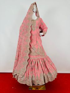 Travail de broderie lourde Lehenga Gharara Sharara costumes en Georgette pakistanaise pour dames vêtements de fête mariée - Product Image 5