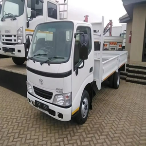 Toyota Dyna 2019 – Camión Comercial Resistente para Carga Pesada y Transporte - Product Image 1