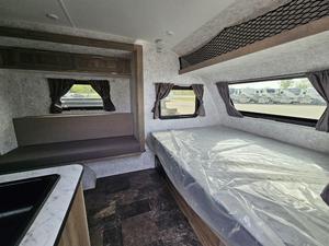 Autocaravanas y Remolques de Viaje PROLITE ESCAPADE Usados en Tendencia - Product Image 3