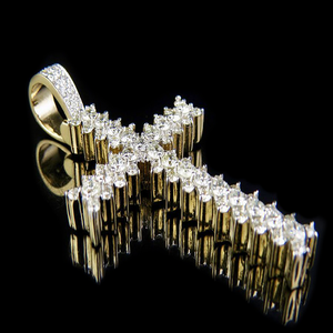 Nuevo colgante de Hip Hop con Cruz de Jesús totalmente helado con colgante de diamante de moissanita brillante redondo para Unisex - Product Image 1