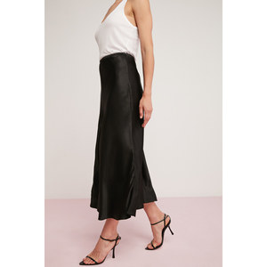 Jupe mi-longue élastiquée en tissu satiné de viscose à filament léger et fluide pour femme ETHIQUET Rosanne - Product Image 3