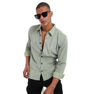 Veste chemise en velours côtelé Premium pour hommes Vêtements d'extérieur confortables mais élégants avec une coupe sur mesure pour un confort tout au long de l'année - Product Image 5