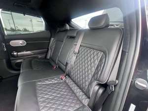 SUV 4x4 de Alto Rendimiento G V 60 2023 USADO, con Potentes Motores Dobles y Suspensión Avanzada - Product Image 3