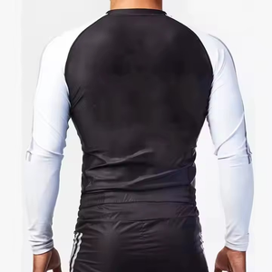Rashguard Personalizado para Hombre, Rashguard de BJJ de Poliéster Transpirable, Impresión por Sublimación, Diseño Personalizado de Alta Calidad - Product Image 2