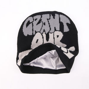 Fabricantes de Gorros de Satén con Logotipo Jacquard Personalizado al por Mayor, Gorros de Punto Personalizados con Forro de Seda para Hombre - Product Image 3