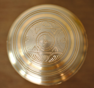 Urna de cremación de latón con diseño tallado a mano/urnas de cremación de Metal para cenizas humanos y mascotas soporte para cenizas tarros de latón urnas de Metal lo último - Product Image 5