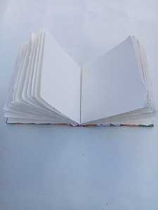 Carnet de voyage personnalisé avec imprimé Floral, carnet de notes à couverture fait à la main - Product Image 5